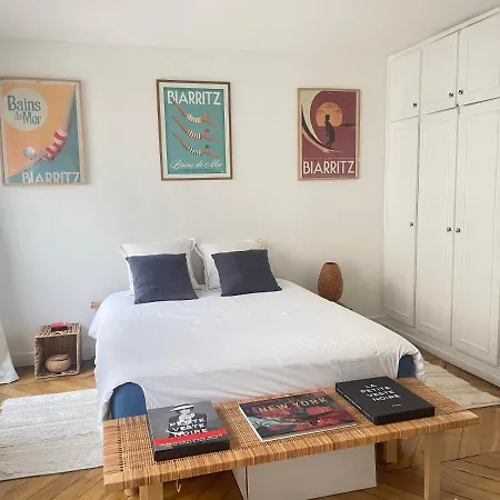 Au Pied De Montmartre Apartamento París