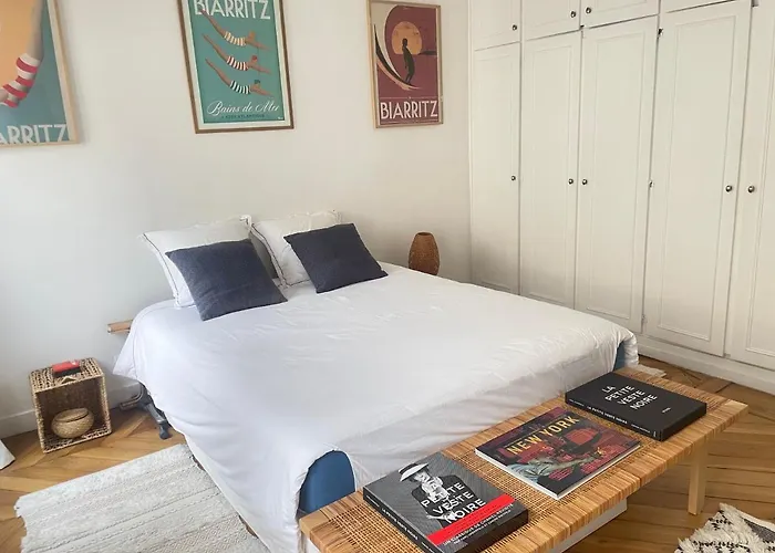 Au Pied De Montmartre 아파트